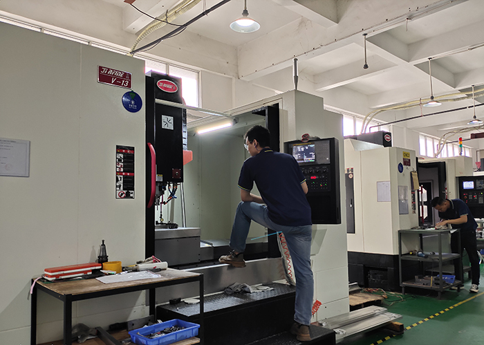 CNC 和钣金有什么区别？